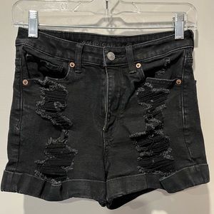 American Eagle Mom black jean shorts